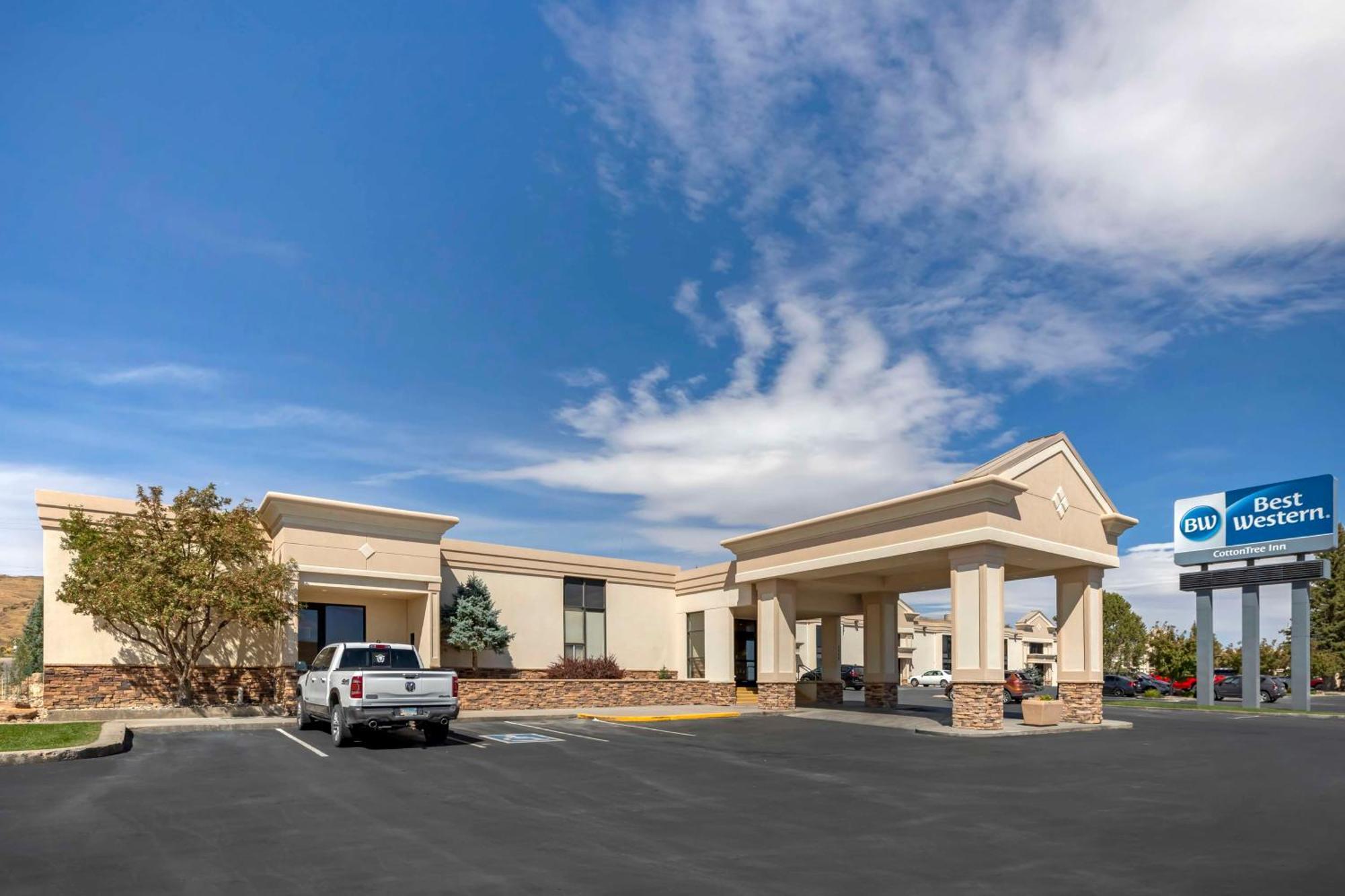 Best Western Cotton Tree Inn Rawlins Exterior photo